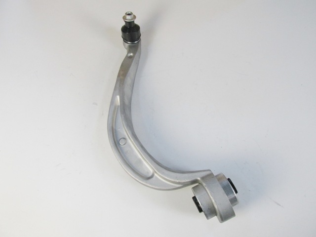 AUDI A4- 08/12; ÖN ALT TABLA SOL EĞRİ TİP BURÇLU/ROTİLLİ (65 MM M12) (SALINCAK) ALÜMİNYUM (SH)