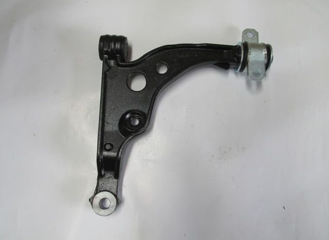 resimler/genel/PEUGEOT BOXER- 03/07; ÖN ALT TABLA SOL ROTİLSİZ/BURÇLU (SALINCAK) (Q 1,8 mm) (SH)