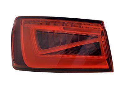 Audi A3 2013-2016 Model Arası 5 Kapı Sol Arka Dış Stop LED Lİ